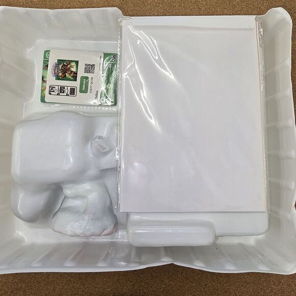 Skylanders: Giants Portal Owners PK - Nintendo Wii - Picture 4 of 12